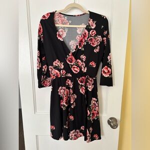 Quarter sleeve mini wrap dress